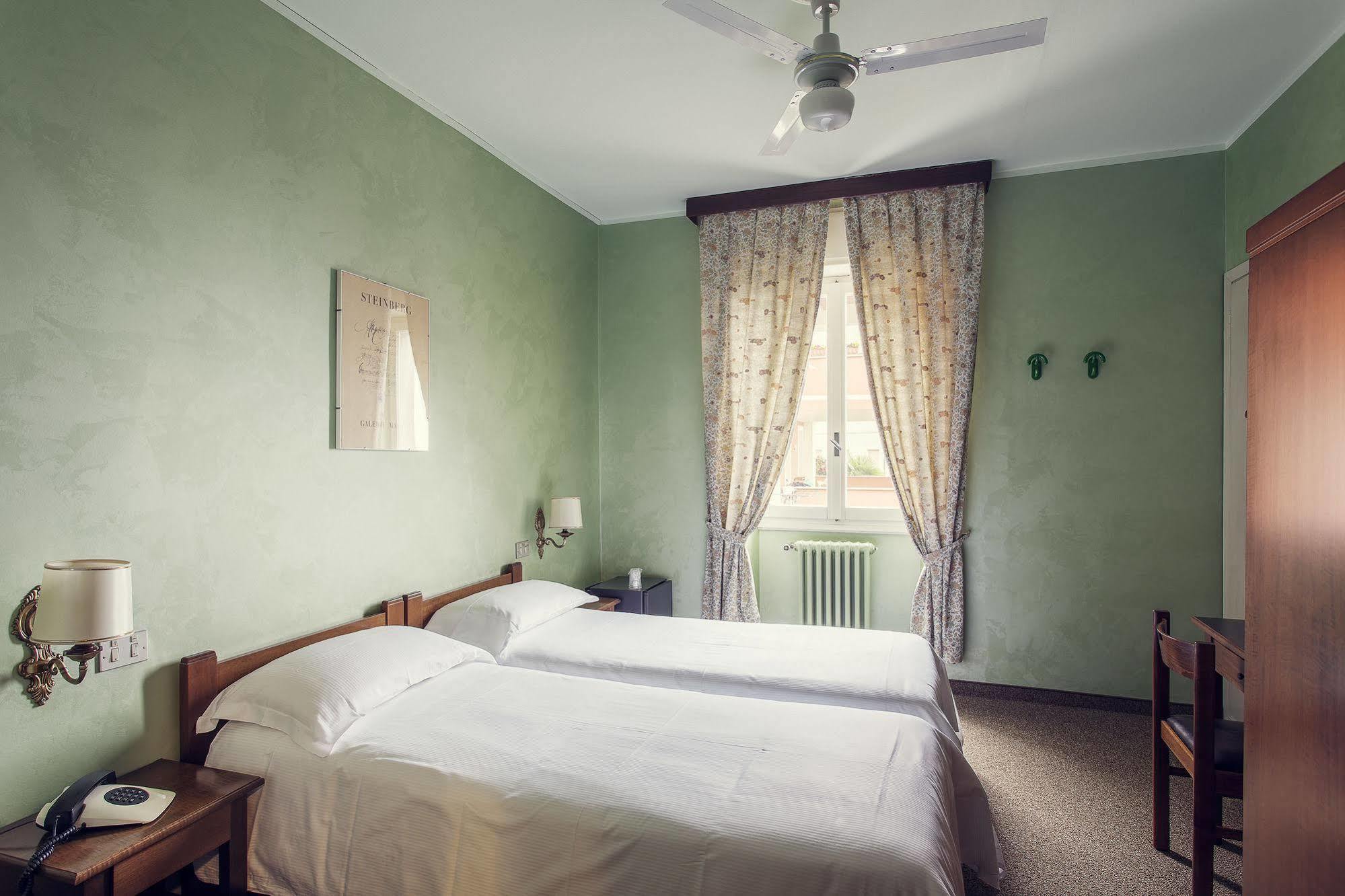 Tre Laghi Hotel Nebbiuno Kültér fotó