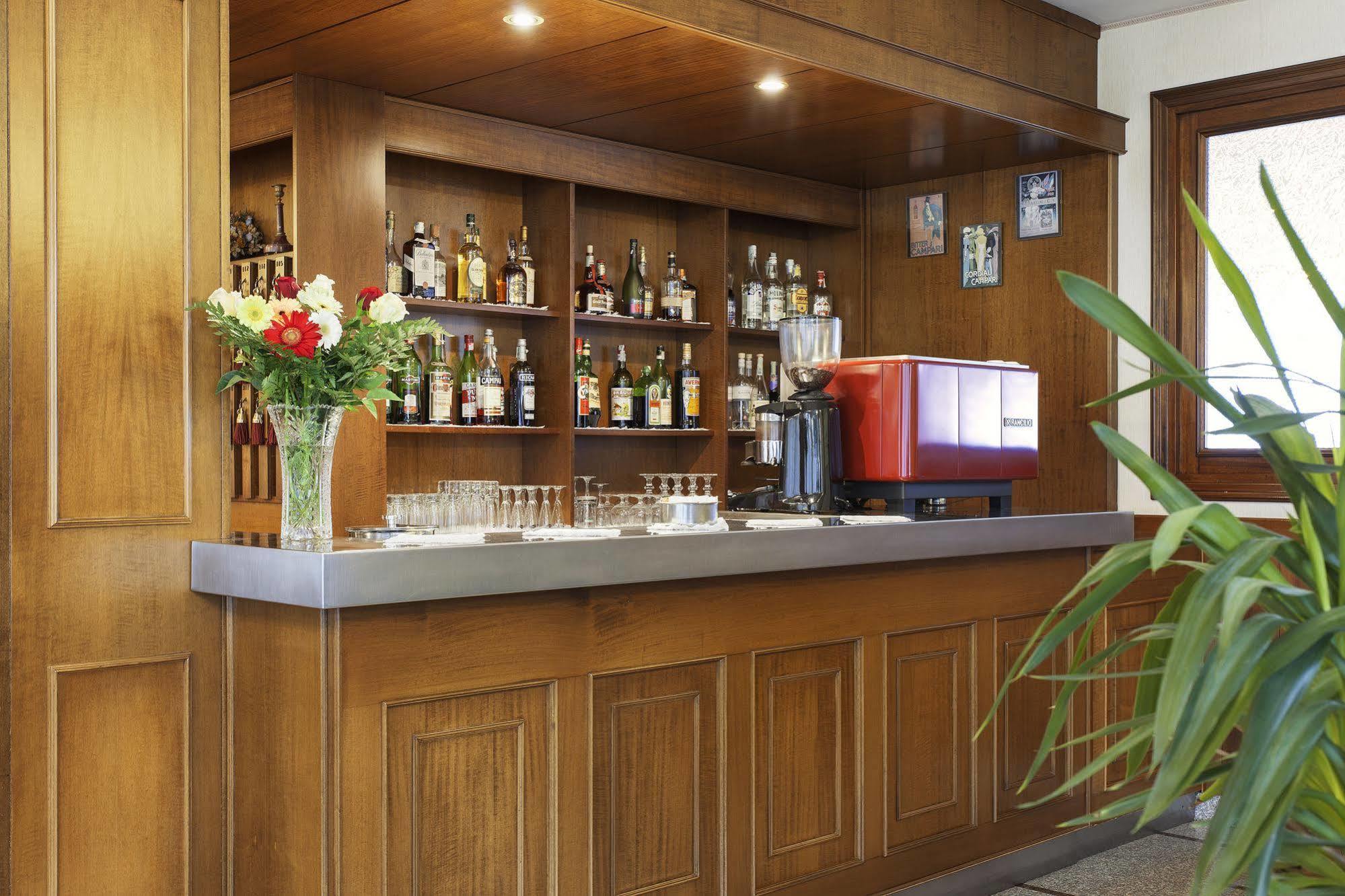 Tre Laghi Hotel Nebbiuno Kültér fotó